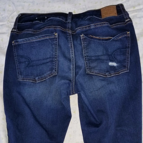 American Eagle Outfitters Distressed Jeans - Picture 3 of 7